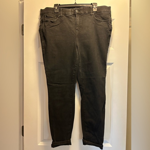 Torrid Black Skinny Jeans - 20 - Picture 3 of 4